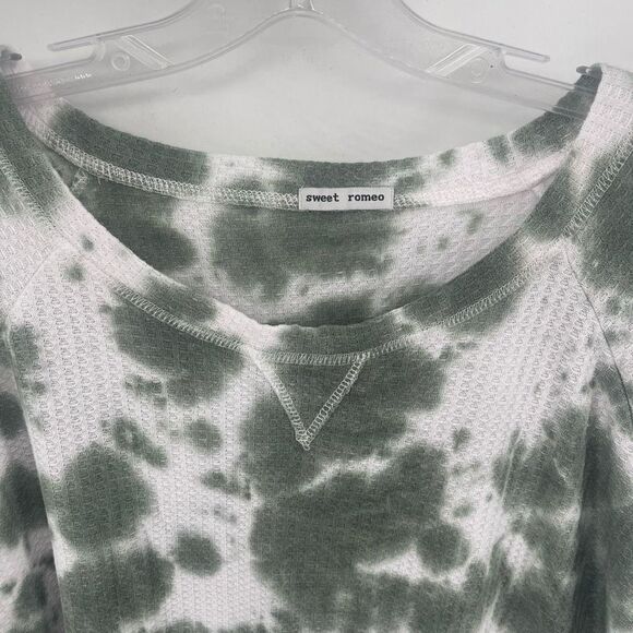 Sweet Romeo Women's Tie Dye Sweatshirt Waffle Knit Thumb Hole Top Green Small NE - Picture 7 of 10